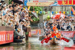 布冯：穆帅在欧战中创造了两个奇迹，但是在联赛中人们期望更高